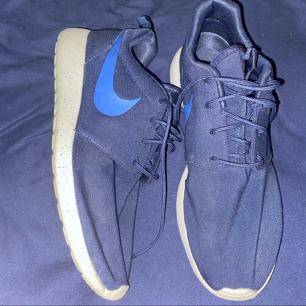 Nike Roshes